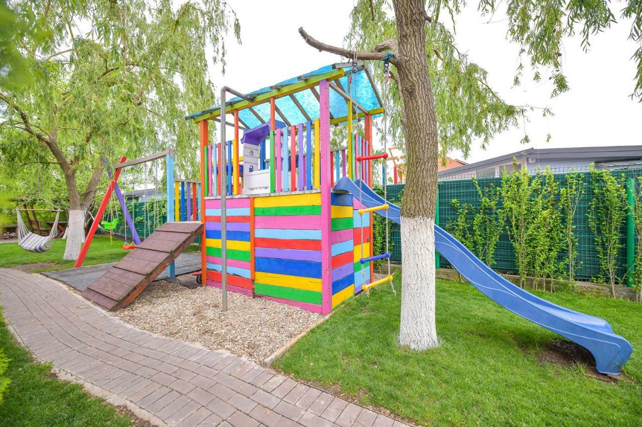 Domnesti  Happy Place - Casuta Galbena מראה חיצוני תמונה